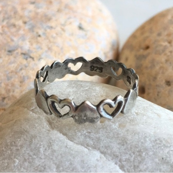 Jewelry - Vintage Native American Sterling Ring of Hearts